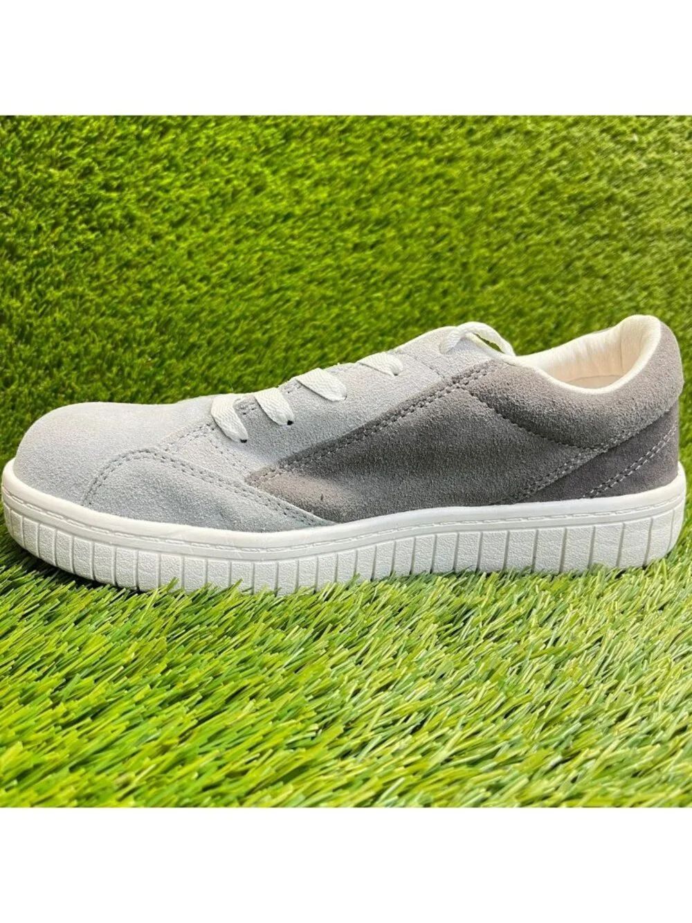 Airwalk Camino Womens Size 8.5D Gray White Suede Composite Toe Safety Work Shoes